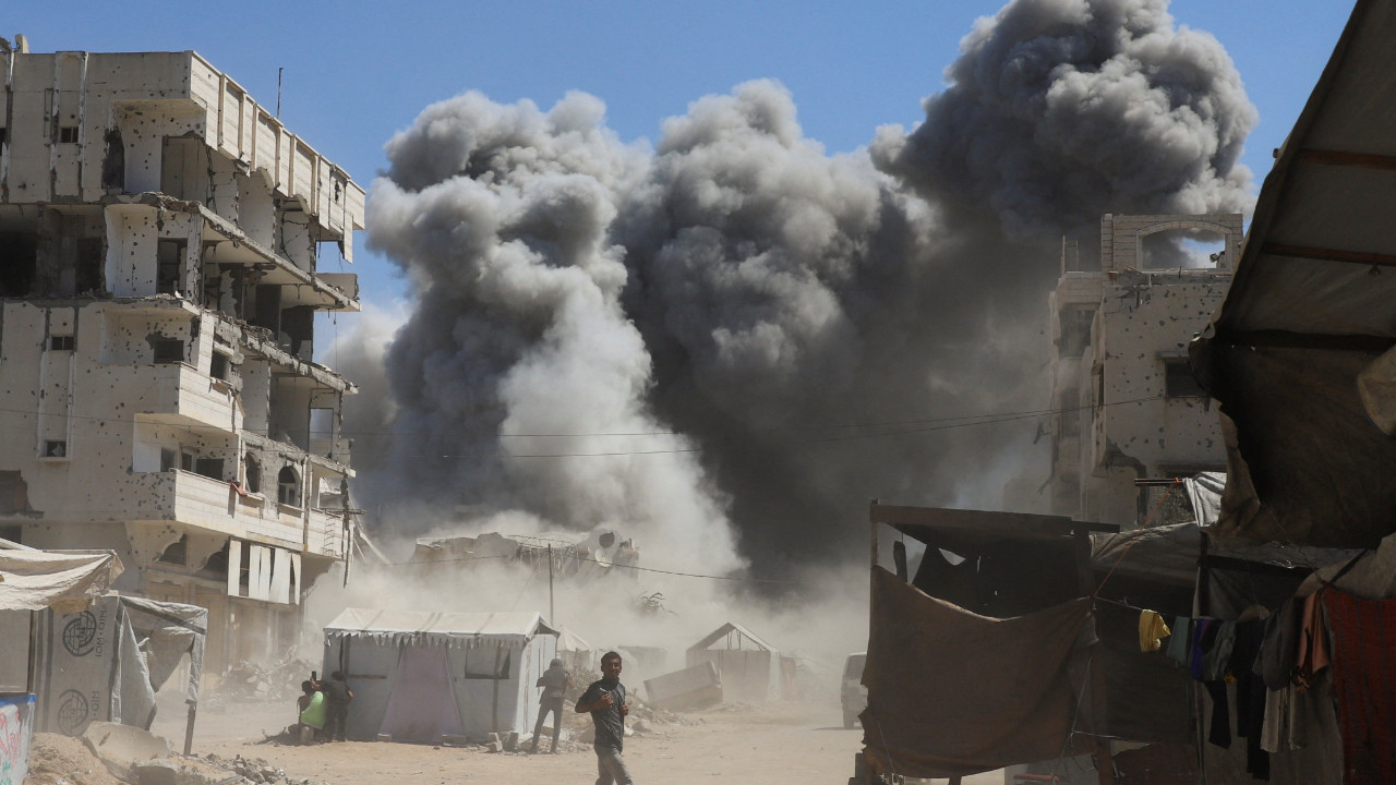 İsrail, üniversiteyi vurdu