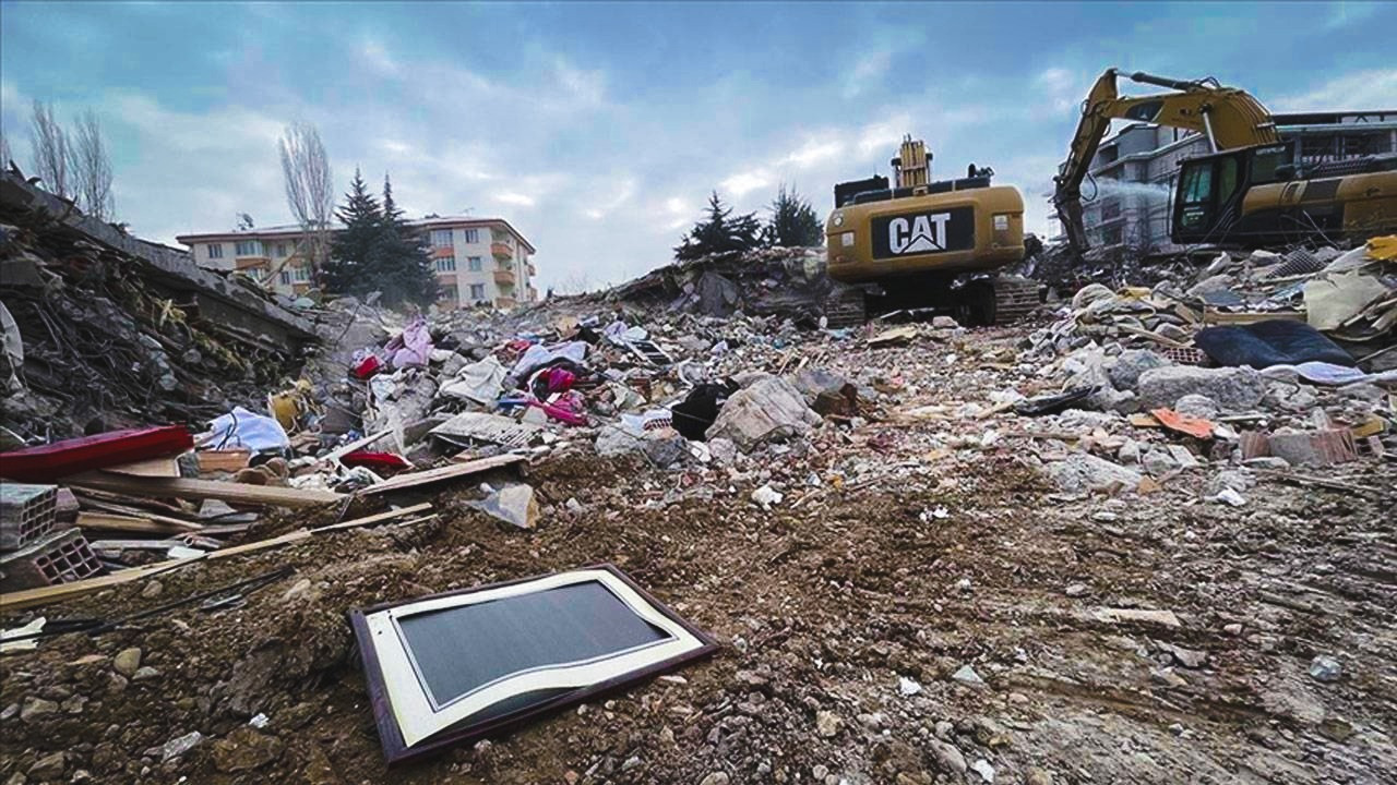 Tanık kürsüsüne çıktı, anlattı: Kılıf giydirdiler