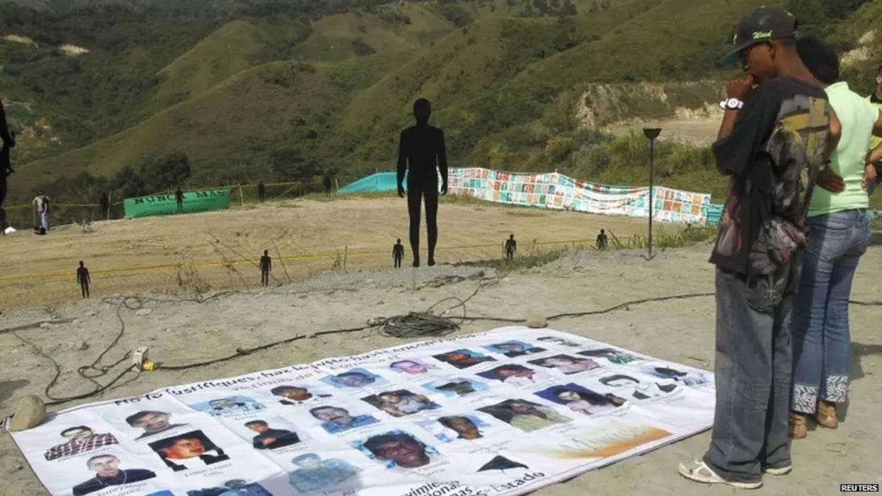 Toplu mezarda 22 ceset bulundu