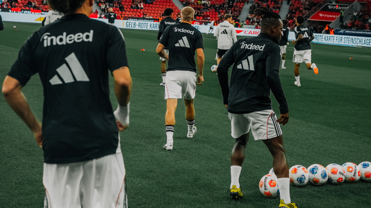 Eintracht Frankfurt, Galatasaray'ı bekliyor