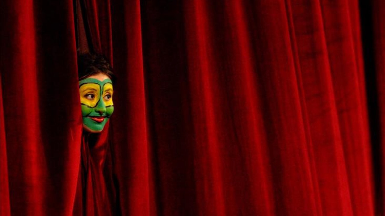 İBB Şehir Tiyatroları yeni sezon repertuvarını tanıttı