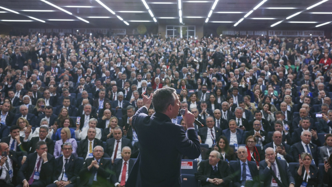 CHP'den 2 yılda 4 kurultay
