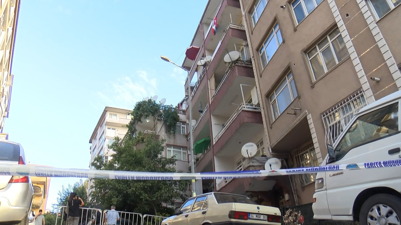 Güngören’de 5 katlı binada balkon çöktü: Apartman mühürlendi