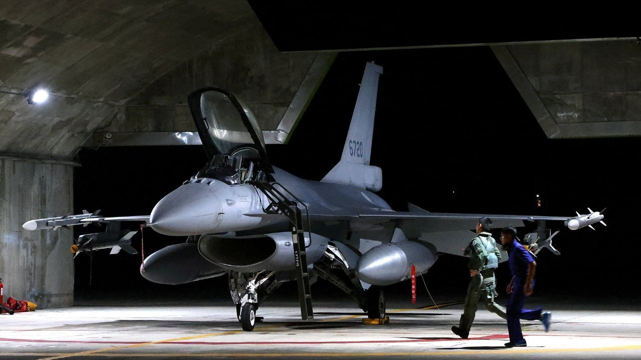 ABD'den Çin'i sevindirecek haber: Askeri yardımı dondurdu