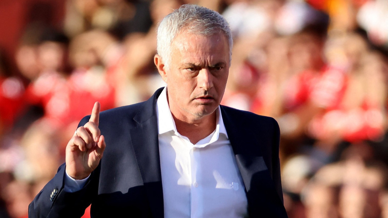 Mourinho farklı başladı: Benfica rahat kazandı