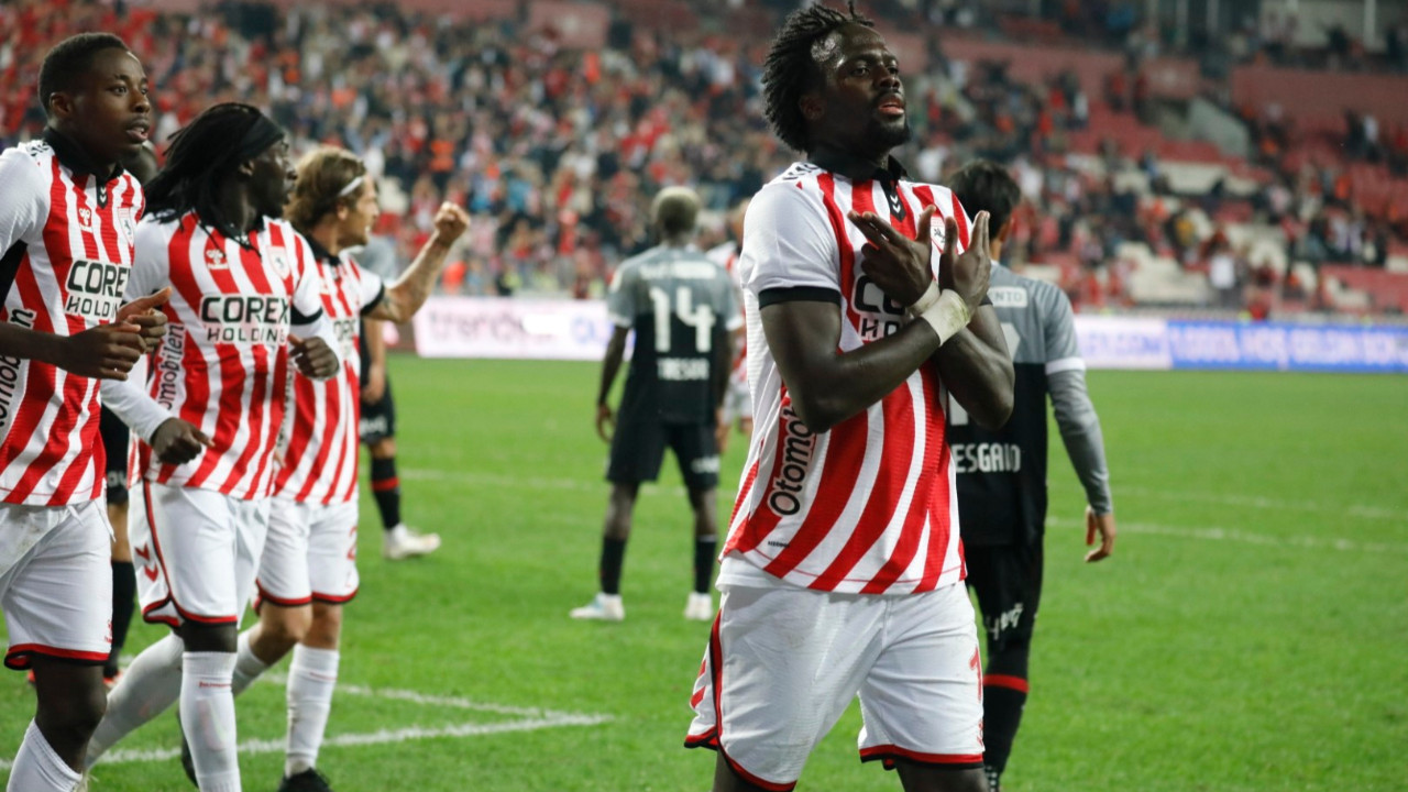 Gol düellosunda zafer Samsunspor'un: Karagümrük yine kaybetti