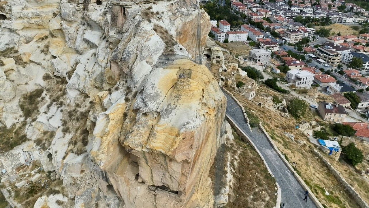 Kadıkalesi'nde faciadan dönüldü: 3 ev tahliye edildi