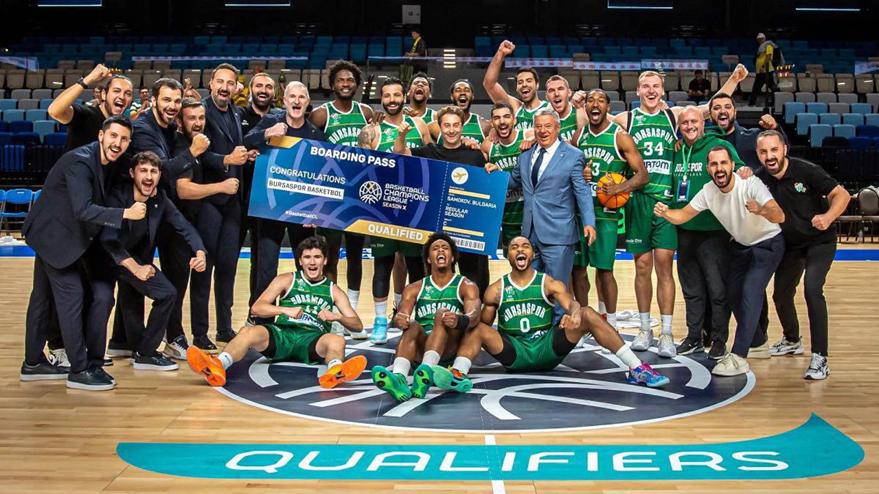 Bursaspor, Şampiyonlar Ligi’nde gruplara kaldı