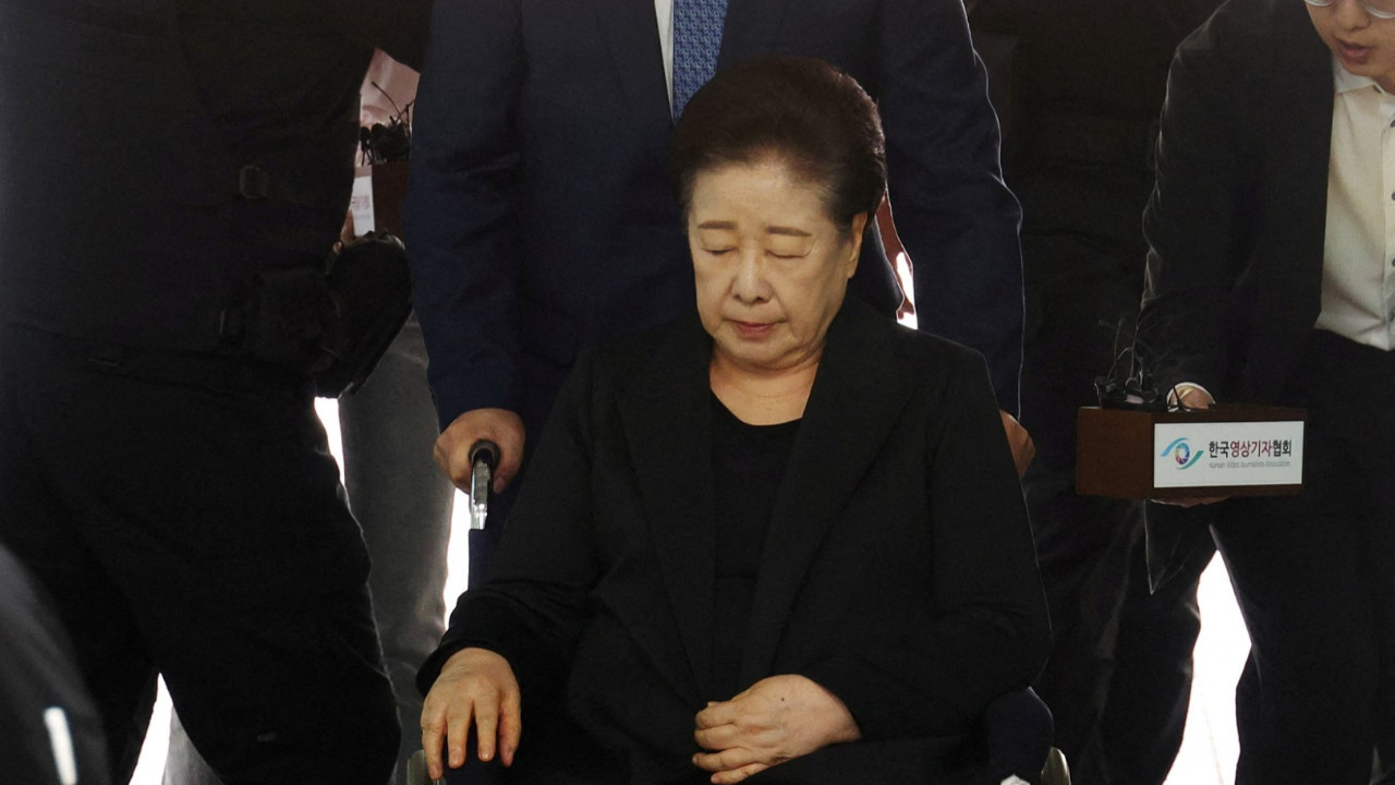 Chanel çanta skandalı: Tarikat lideri tutuklandı