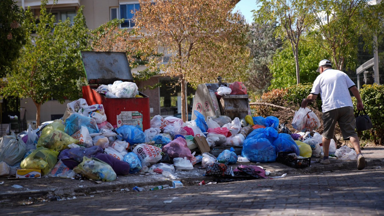 İzmir'de 3 belediyeye inceleme