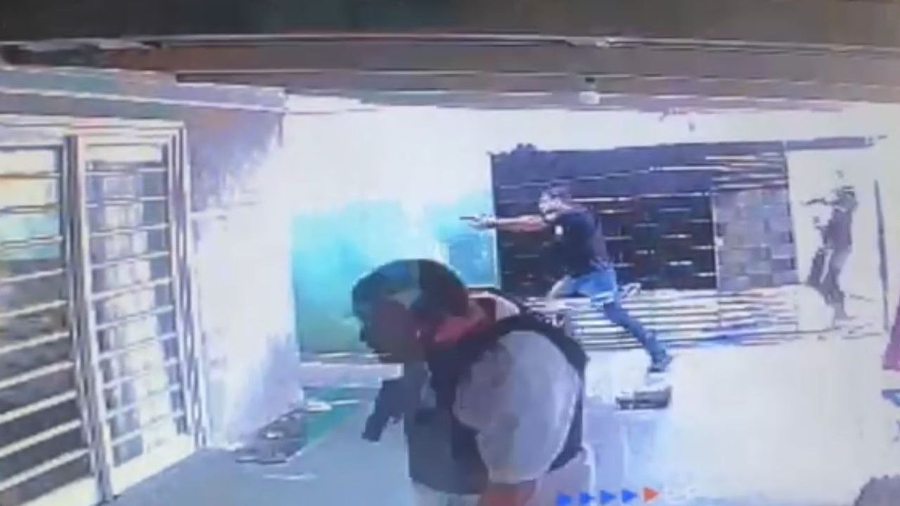 Üvey baba dehşeti: Esir tuttuğu kızını 22 yıl boyunca istismar etmiş