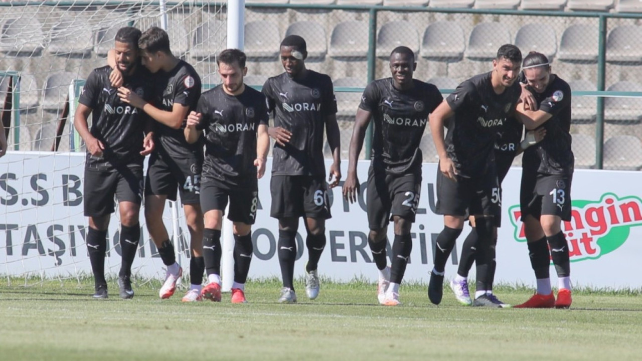 Bandırma'da kazanan Manisa oldu