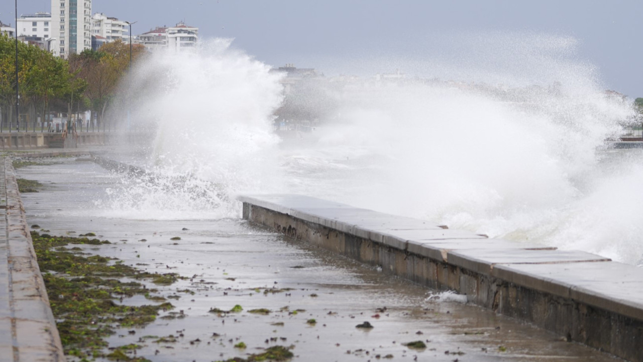 Denizlerde fırtına alarmı: Meteoroloji’den 3 bölge için uyarı