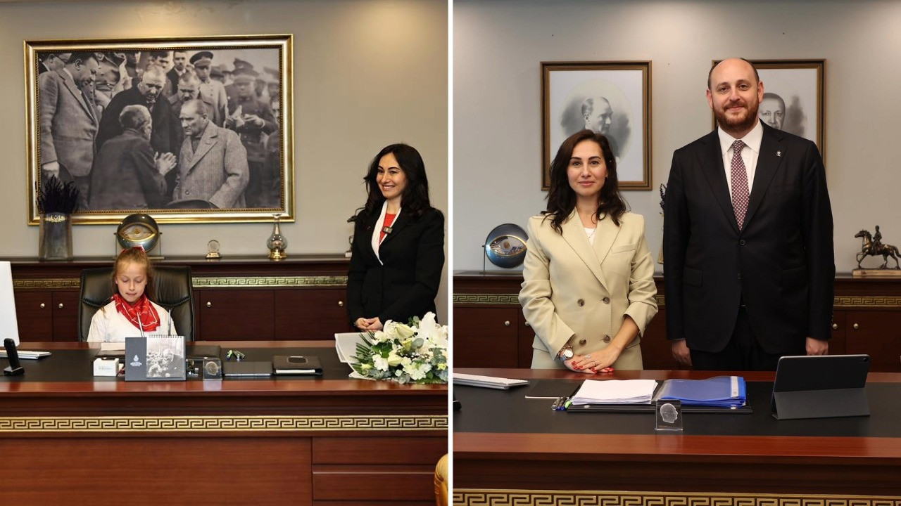 Özlem Vural Gürzel, Atatürk'ün simge fotoğrafını indirip Erdoğan'a yer açtı