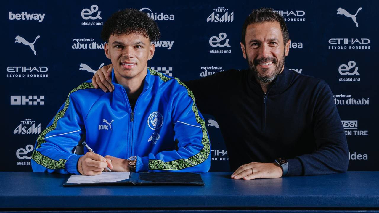 City'den genç yıldızına 5 yıllık sözleşme