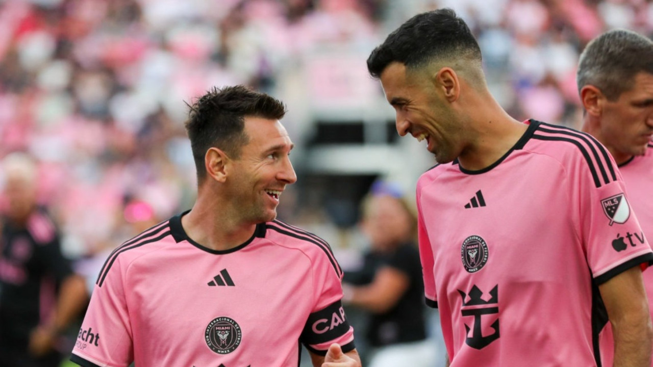 Sergio Busquets, Messi'nin yanında futbolu bırakıyor