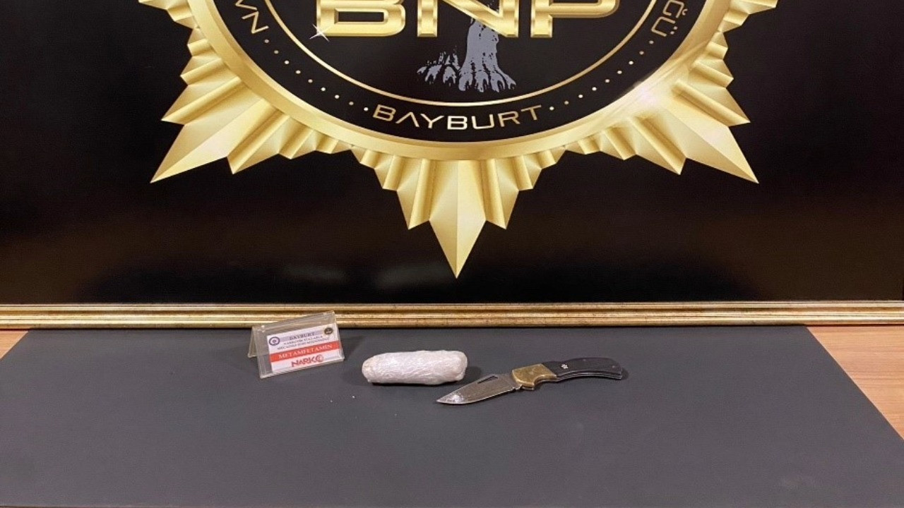 İranlı torbacı Bayburt'ta yakalandı