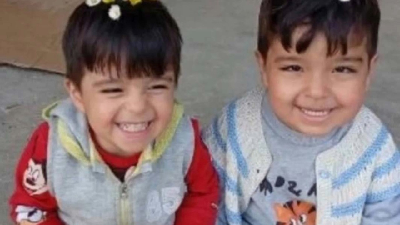 Kazada ölen Kayra ve Yiğit, yan yana defnedildi