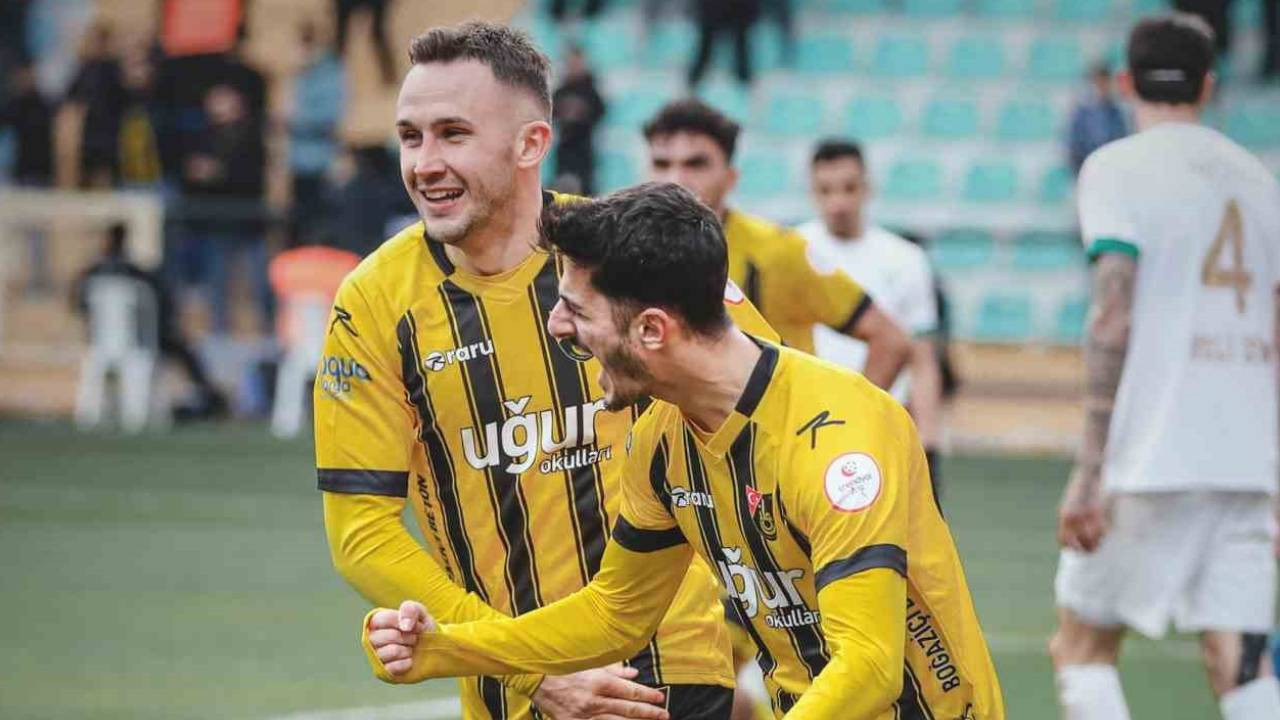 İstanbulsporlu Mario Krstovski'den 7 maçta 4 gol