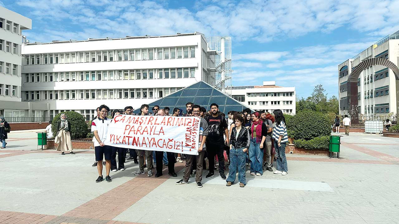 Leğende çamaşır yıkama eylemi