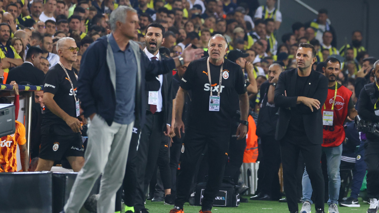 Okan Buruk'tan Jose Mourinho yorumu: 'Belki de onun sorunu...'