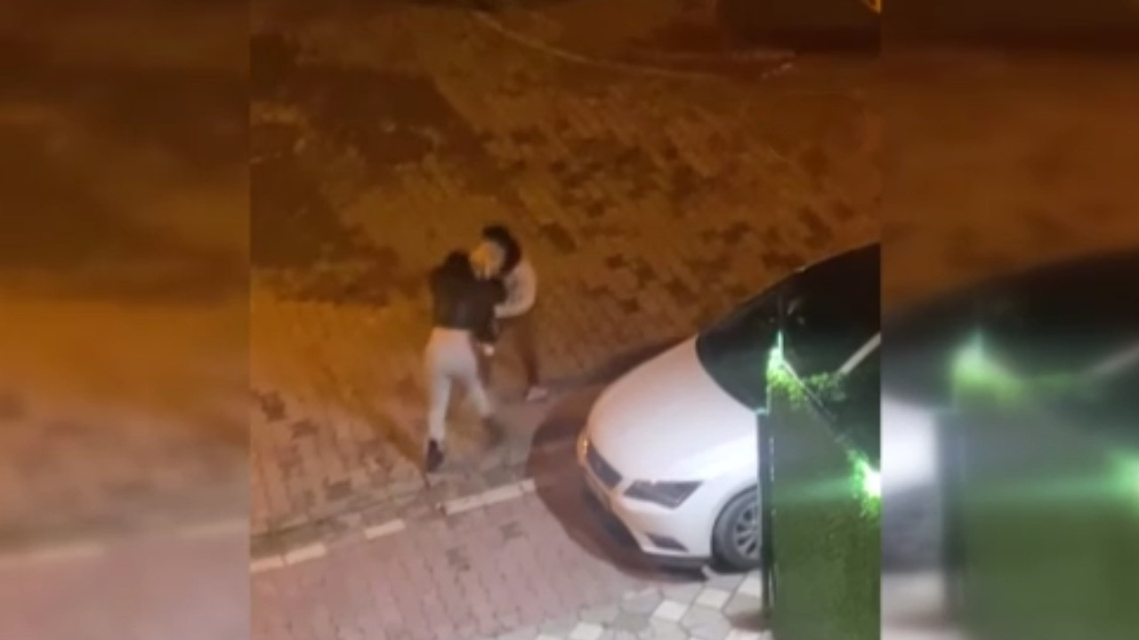 Kimse ayırmadı: Kadınlar saç saça baş başa birbirine girdi