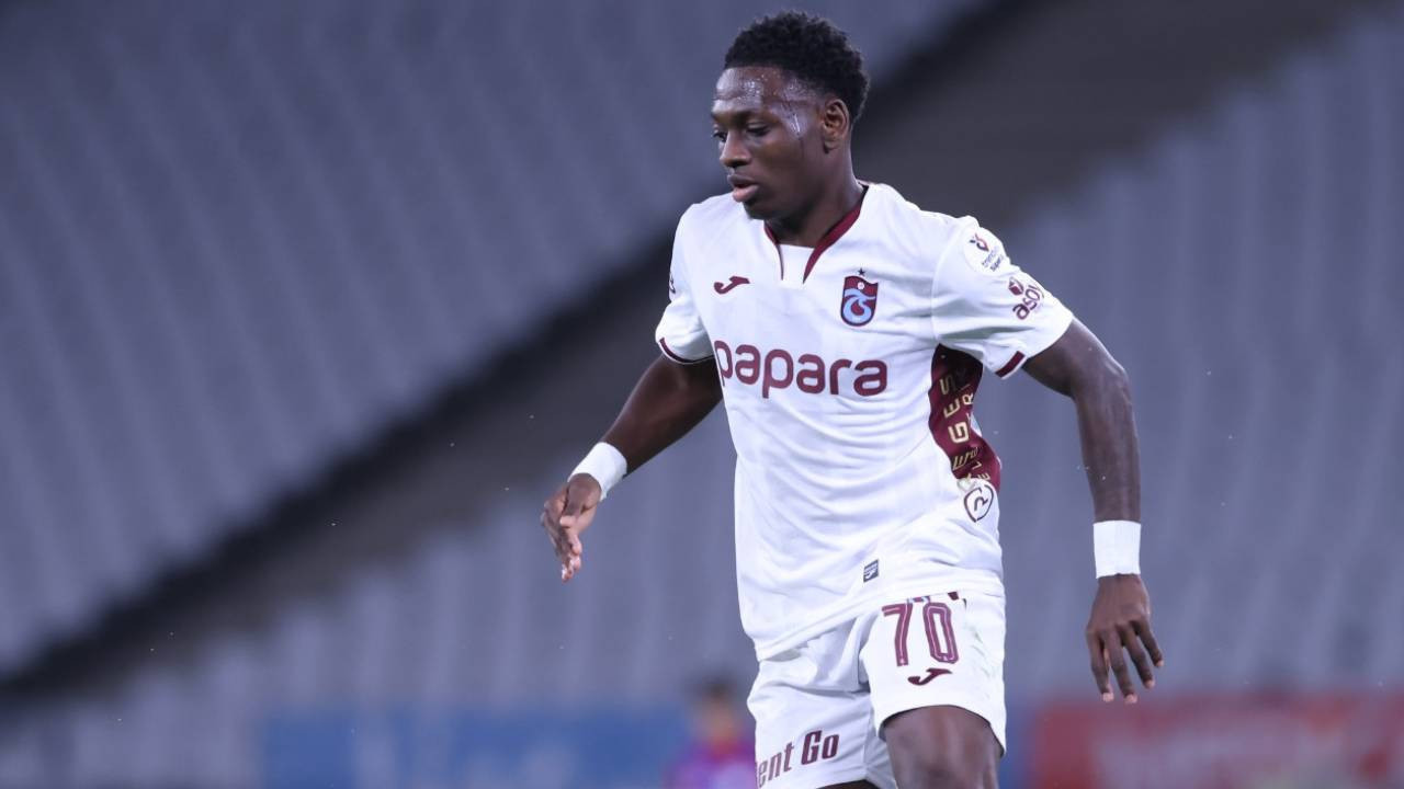 Olaigbe, Trabzonspor'da parlıyor