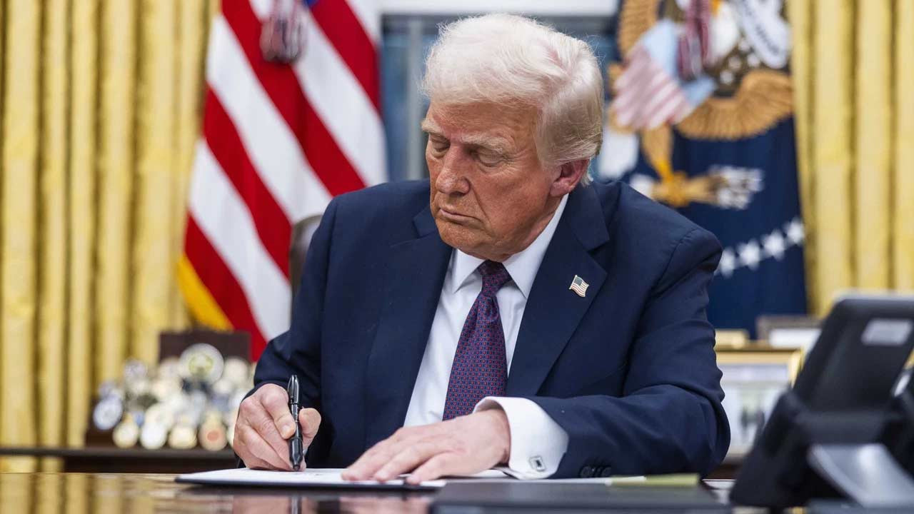 Trump, ithal ahşap ürünlere gümrük vergisi getirdi