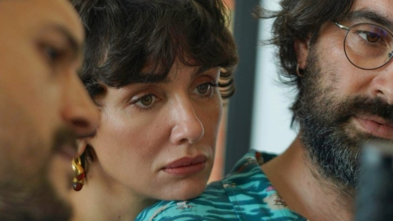 Birce Akalay üzücü haberi paylaştı: 'Çok genç yaşta aramızdan ayrıldı'