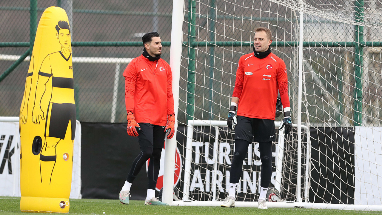 Galatasaray-Beşiktaş derbisinde milli kaleci düellosu