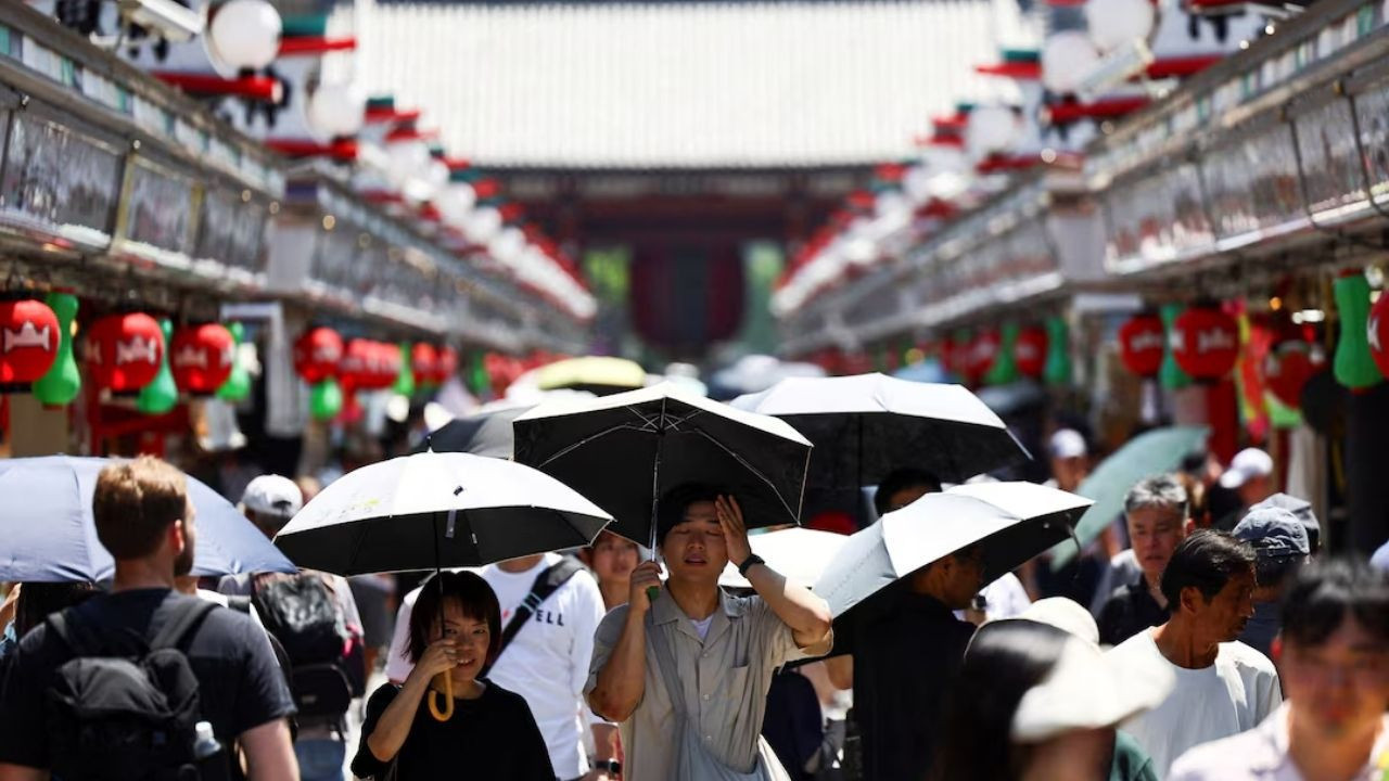 Japonya'da rekor sayıda kişi güneş çarpmasından hastanelik oldu