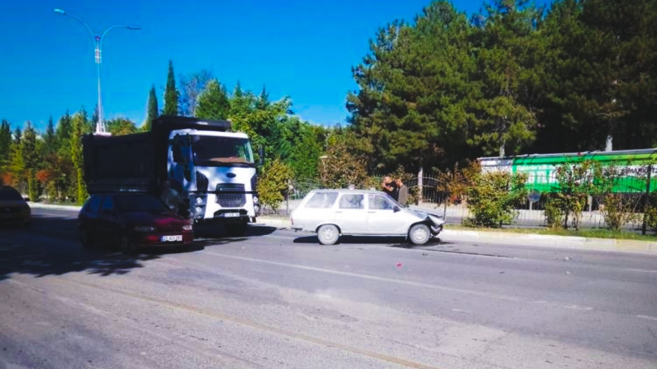 Elazığ'da trafik kazası: 5 yaralı