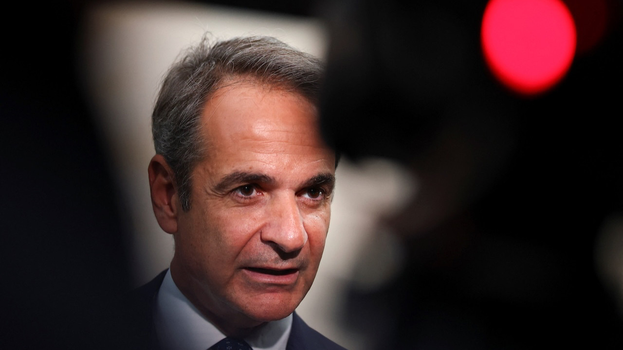 Miçotakis hakkında bedava maç bileti iddiası: Kızı ateş püskürdü