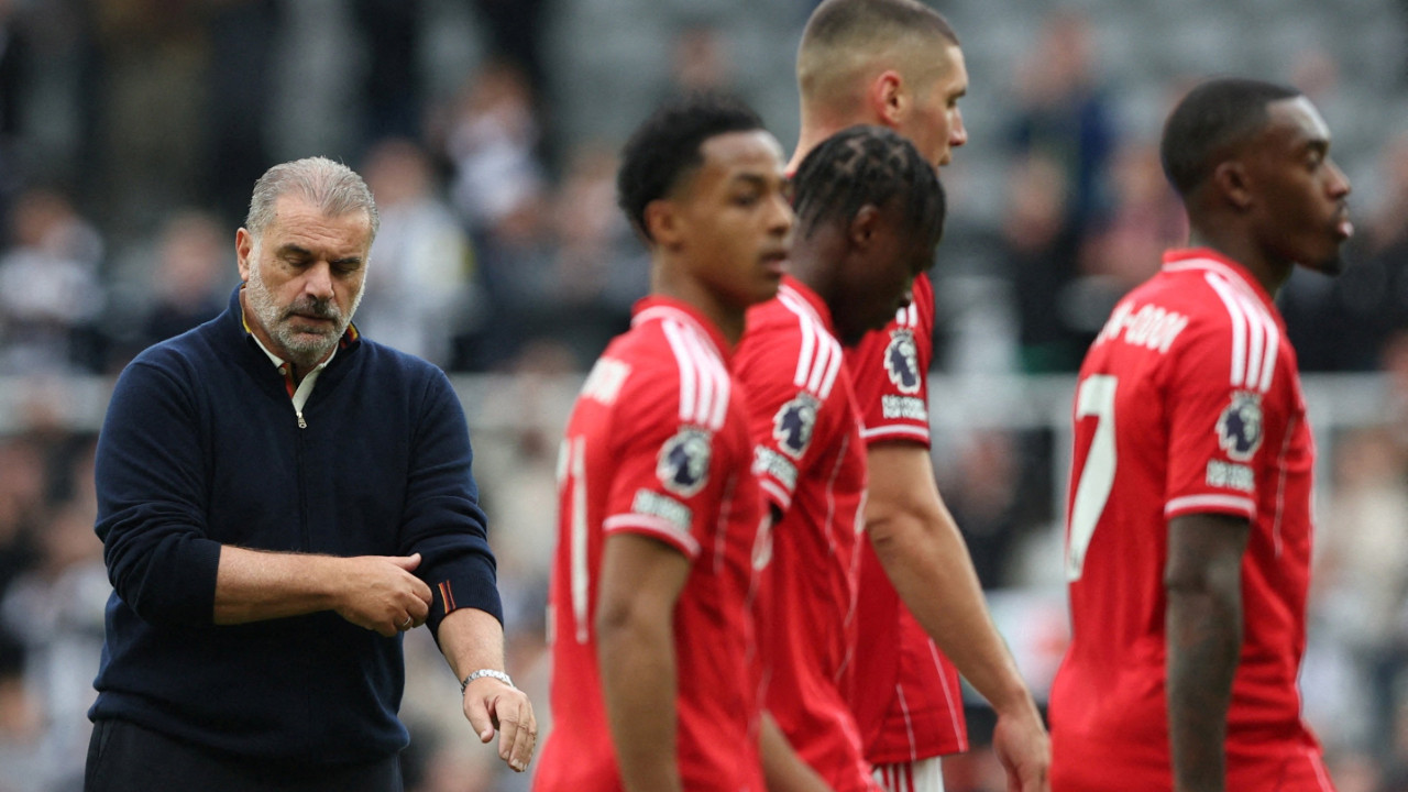 Postecoglou, Nottingham Forest'a yaramadı: Newcastle'a yenildi, hasret 7 maça çıktı