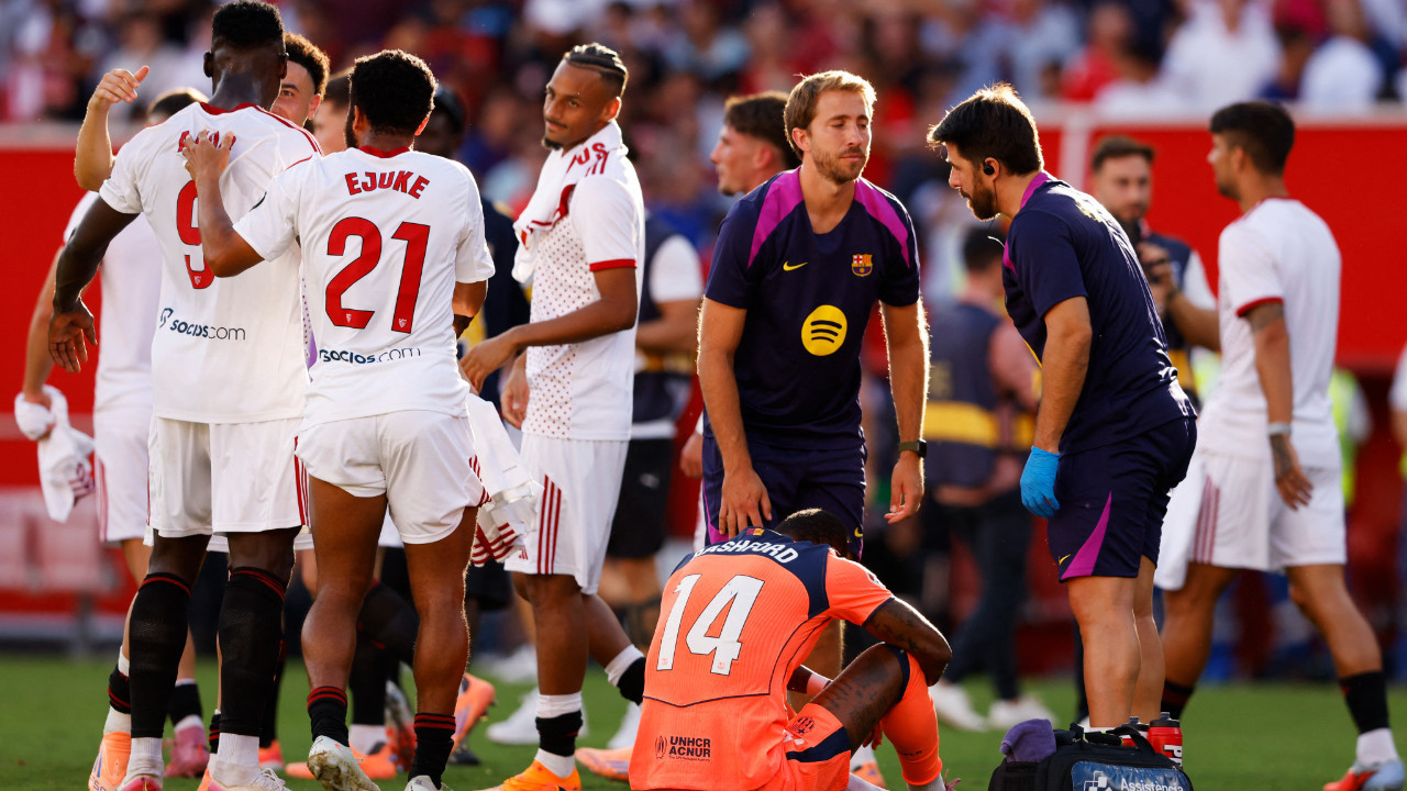 Sevilla, Barcelona'yı dağıttı! İlk mağlubiyet 4-1'le geldi