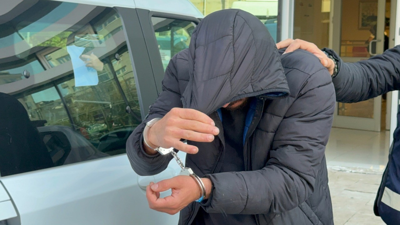 Darp ettiği eşinin kaburgalarını kırdı