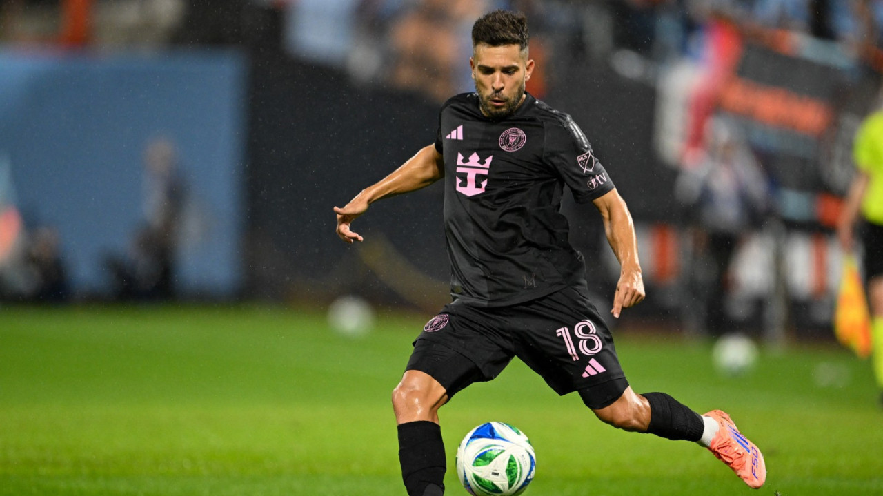 Jordi Alba futbolu bırakıyor