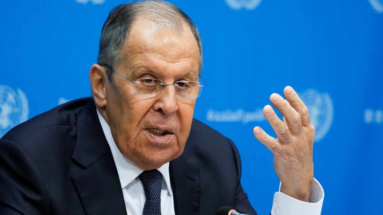 Lavrov'dan Afganistan'a destek mesajı