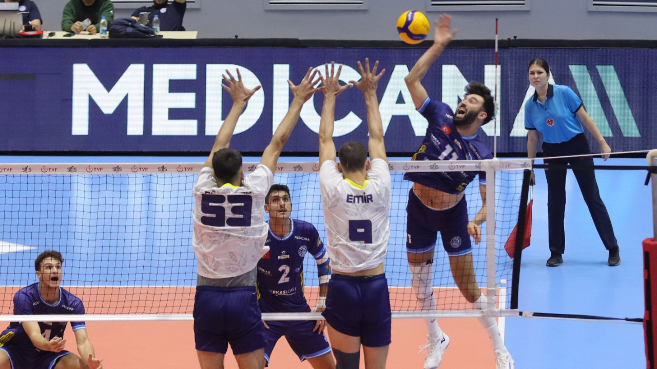 Fenerbahçe, Arkas'a set vermedi