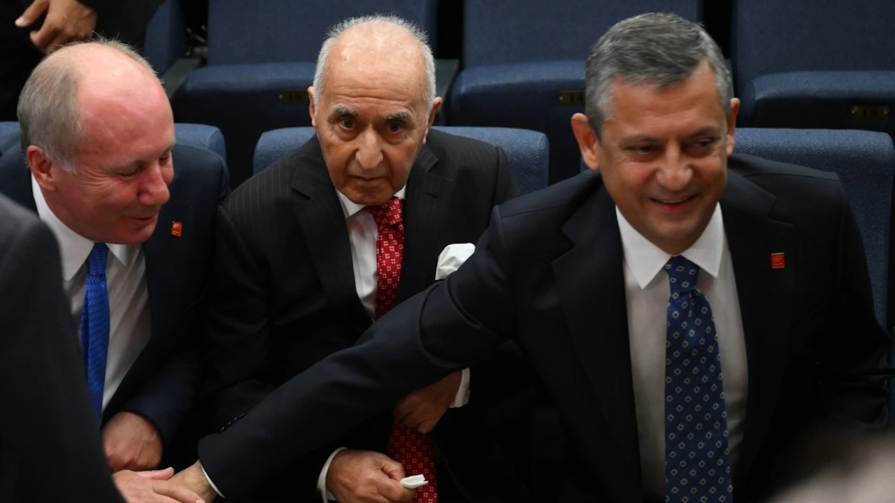 Hikmet Çetin hastaneye kaldırıldı