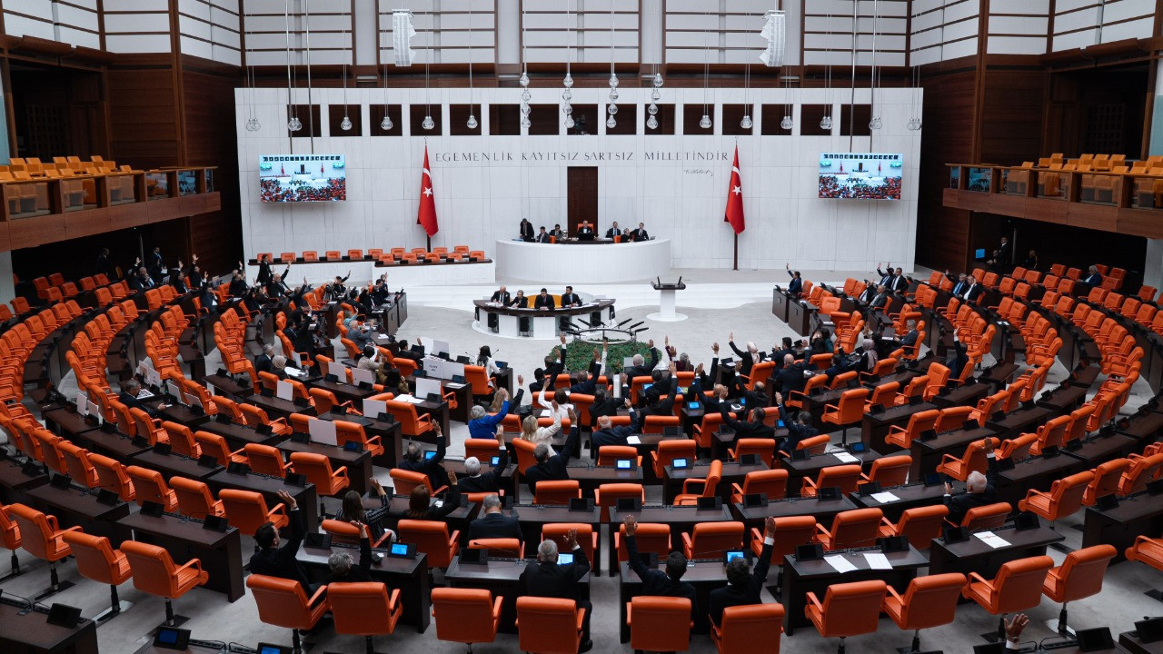 TBMM'de 'İsrail ile petrol ticareti' tartışması! Tansiyon yükseldi