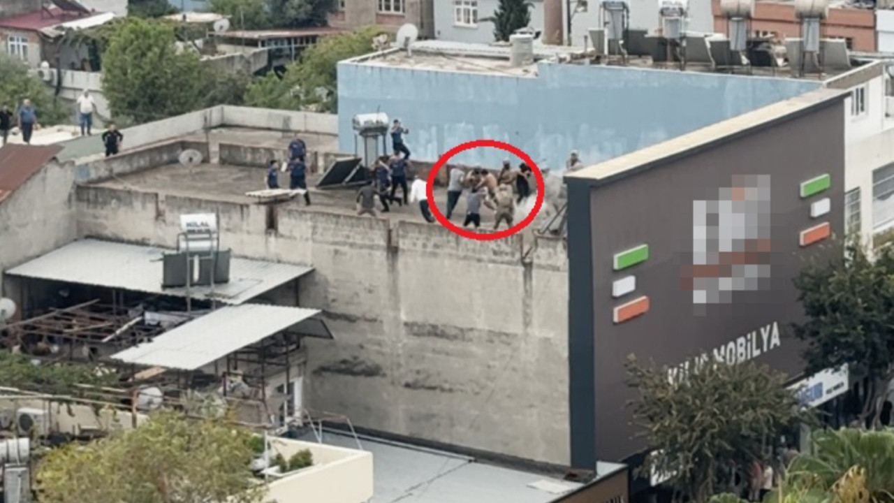 Uyarılara aldırmadı, bıçakla saldırdı: Polis bacağından vurdu