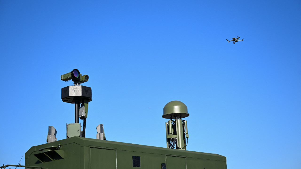 Yetkiyi verdiler: Alman polisi artık dronları vurabilecek