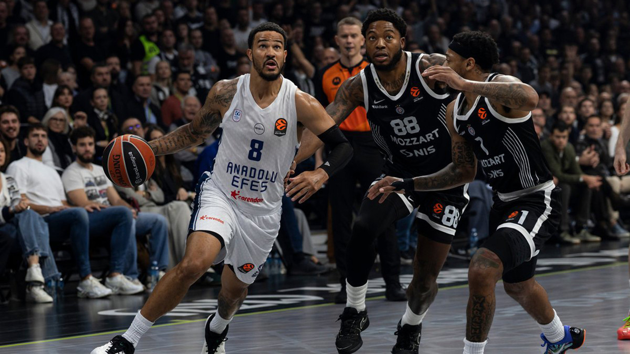 Anadolu Efes, Belgrad'dan mağlup ayrıldı