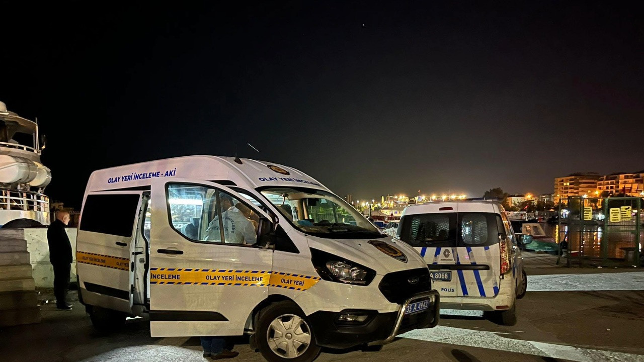İzmir'de denizde erkek cesedi bulundu