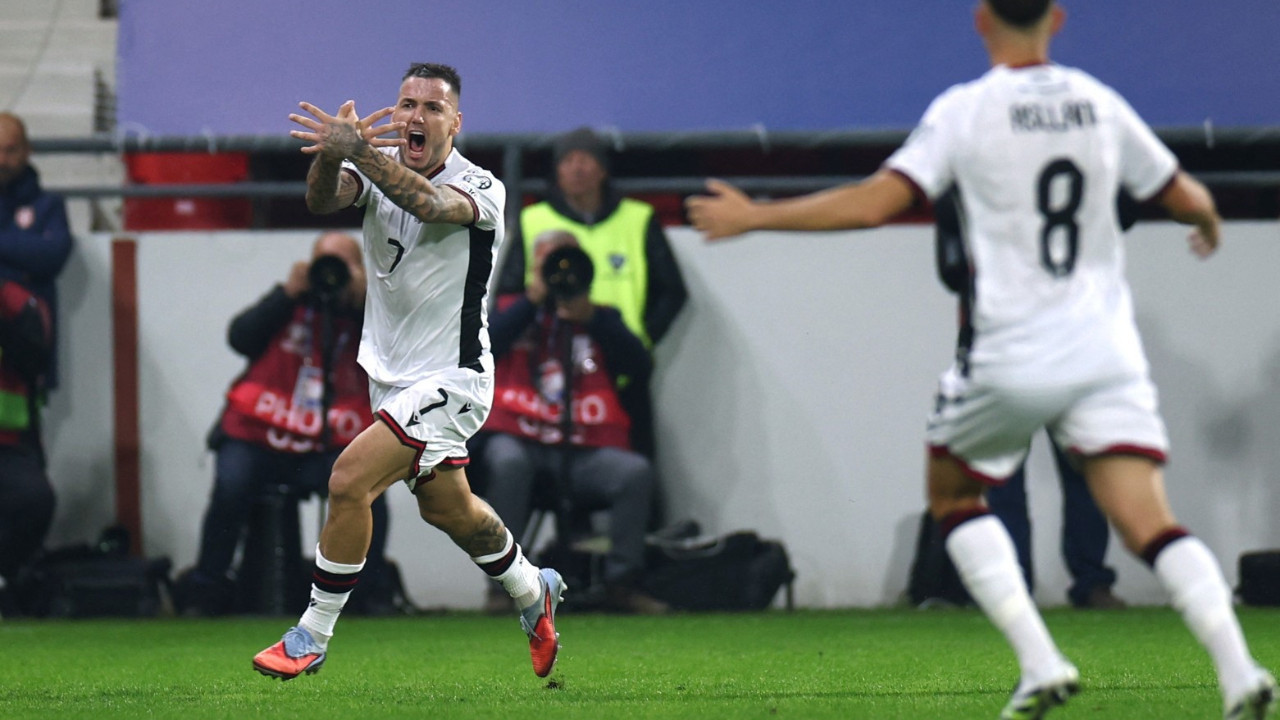 Olaylı Sırbistan-Arnavutluk maçı istifa getirdi: 'Sorumluluğu üstleniyorum'