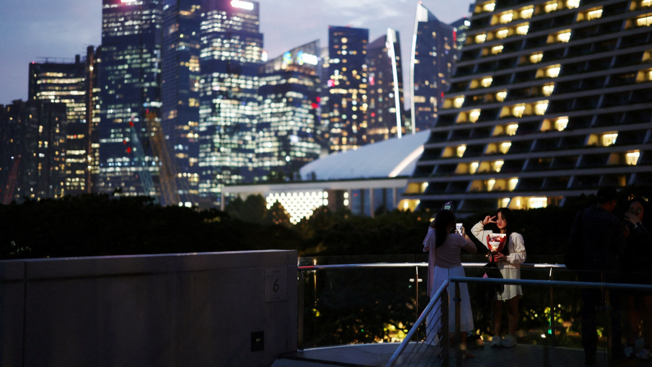 Singapur'da konut patlaması