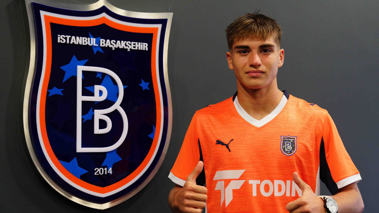 Başakşehir'e altyapıdan transfer: 3 yıllık sözleşme imzalandı