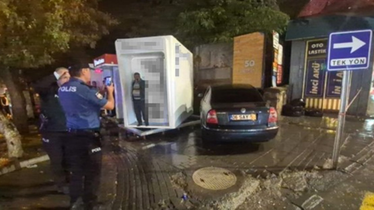 Sara nöbeti direksiyon başında yakaladı: ATM’ye çarptı