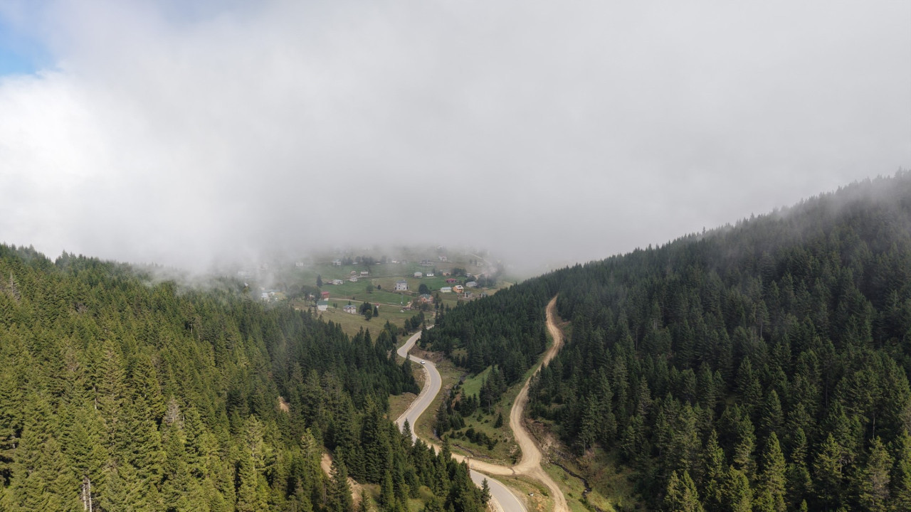Yağışlar arttı, toprak kayıyor: Karadeniz’de heyelan endişesi